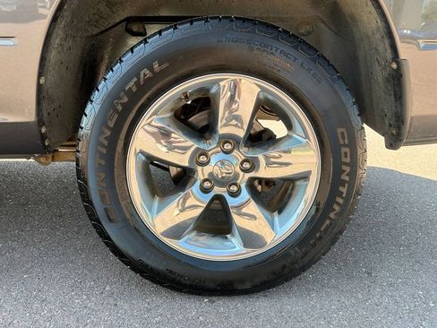 Used 2018 RAM 1500 Express w/ Express Value Package AWD/4WD image 40