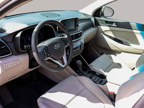 Used 2019 Hyundai Tucson SE image 11