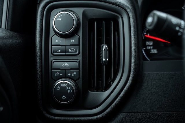 New 2024 Chevrolet Silverado 1500 Custom AWD/4WD image 20