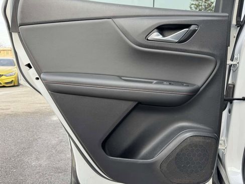 Used 2020 Chevrolet Blazer RS image 38