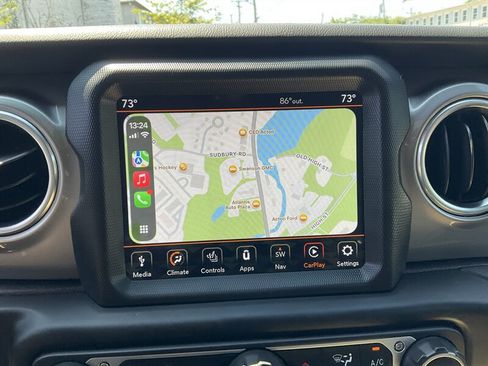 Used 2021 Jeep Wrangler Unlimited Sahara AWD/4WD image 31