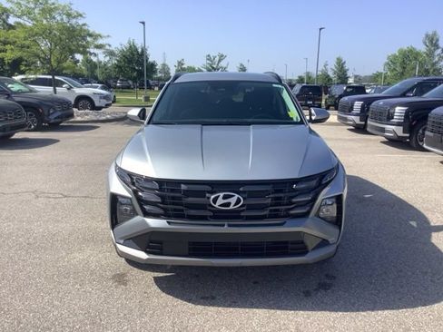 Certified 2025 Hyundai Tucson SEL FWD image 2