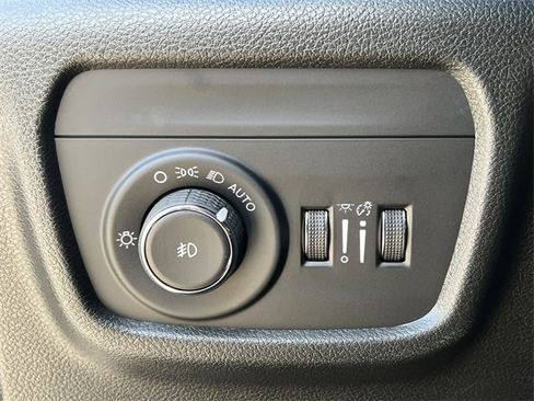 New 2025 Jeep Grand Cherokee L Limited image 19