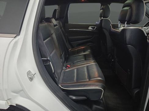 Used 2015 Jeep Grand Cherokee Overland image 34