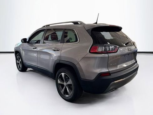 Used 2019 Jeep Cherokee Limited image 8