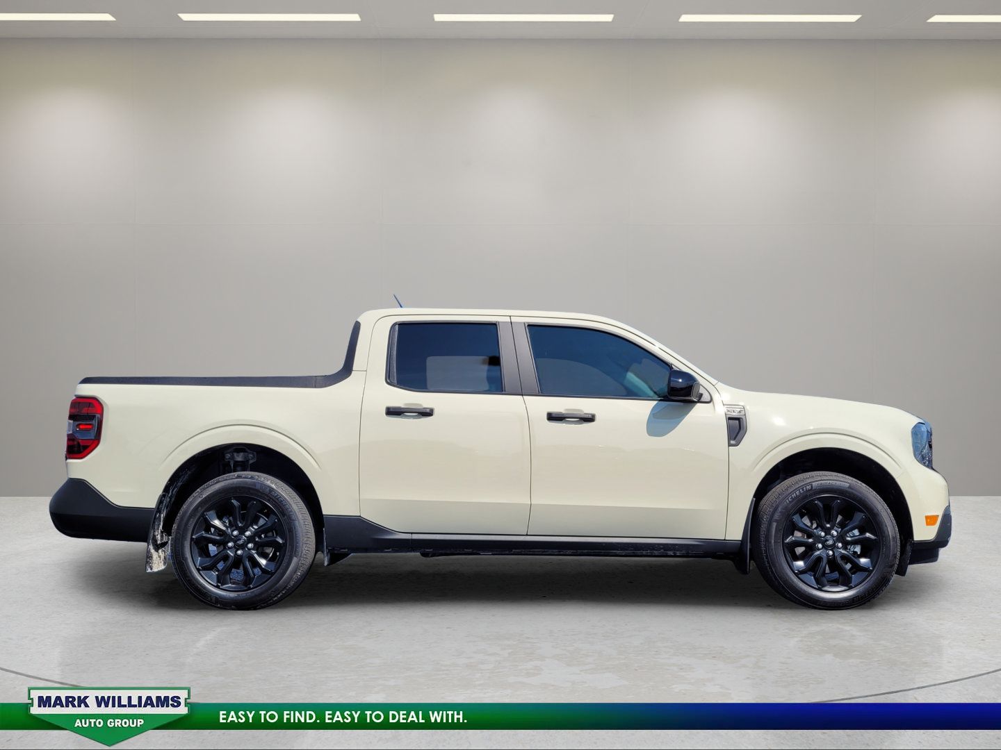 Used 2024 Ford Maverick XLT w/ XLT Luxury Package AWD/4WD image 2