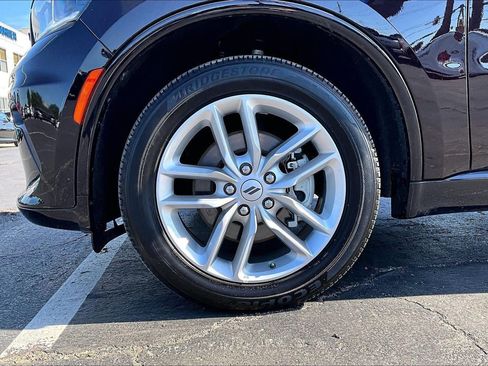 Used 2025 Dodge Durango GT AWD/4WD image 9