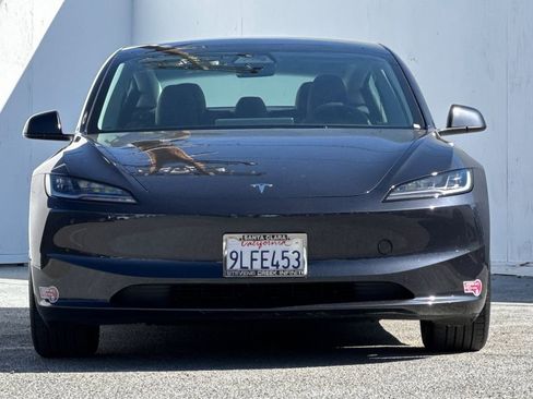Used 2024 Tesla Model 3 Standard Range image 8