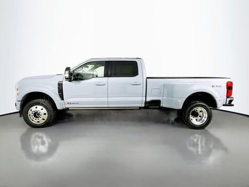 New 2026 Ford F450 Platinum w/ FX4 Off-Road Package AWD/4WD image 4
