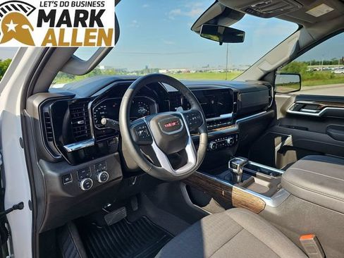 Used 2025 GMC Sierra 1500 Elevation AWD/4WD image 10
