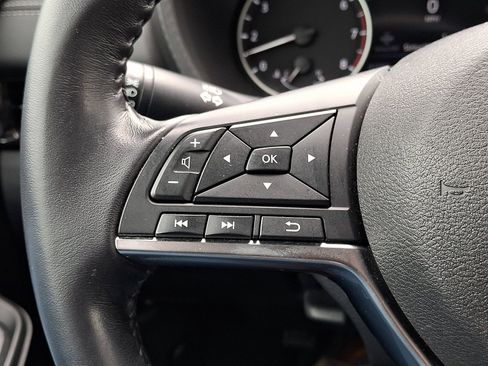 Used 2020 Nissan Sentra SV w/ Trunk Package FWD image 21