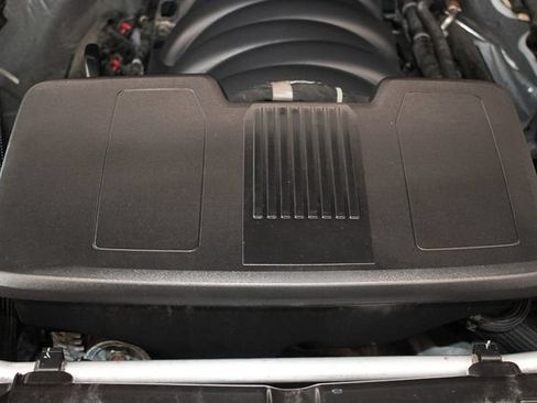 Used 2021 Cadillac Escalade Sport Platinum AWD/4WD image 4