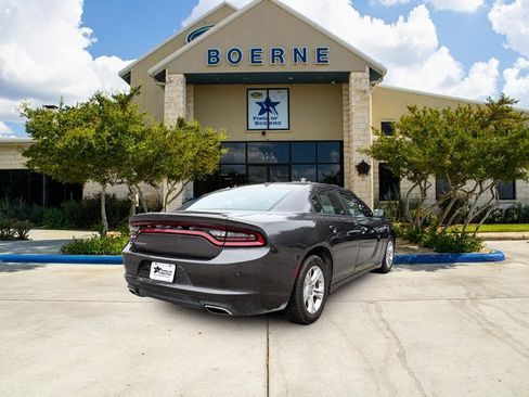 Used 2023 Dodge Charger SXT image 5