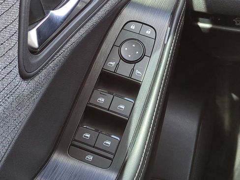 Certified 2023 Nissan Rogue SV image 21