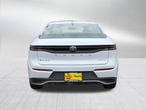 Certified 2026 Toyota Crown Limited w/ Advanced Technology Package image 7