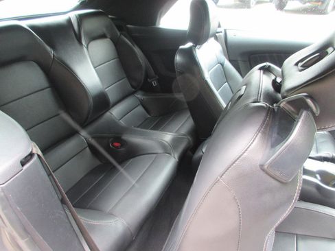 Used 2021 Ford Mustang Premium RWD image 21