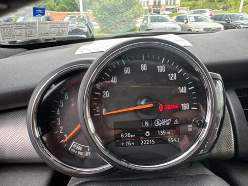 Used 2019 MINI Cooper 2-Door Hardtop w/ Storage Package FWD image 12