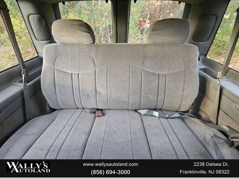 Used 1999 Chevrolet Astro AWD Passenger image 26