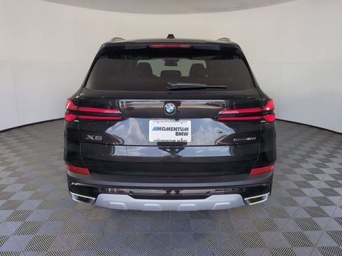Used 2026 BMW X5 sDrive40i image 8