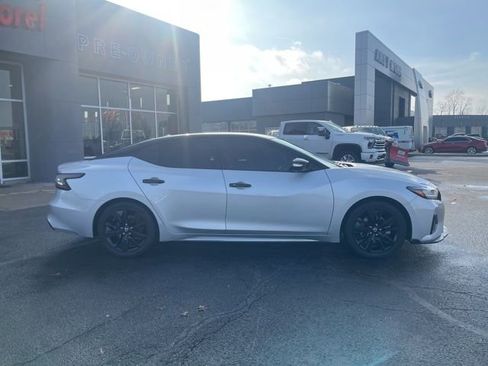 Used 2021 Nissan Maxima 3.5 SV w/ Floor Mat Group image 5