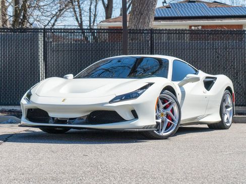 Used 2021 Ferrari F8 Tributo RWD image 3