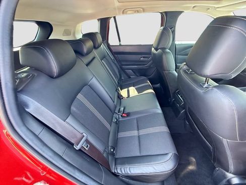 Certified 2025 MAZDA CX-50 AWD 2.5 S w/ Accent Package image 32