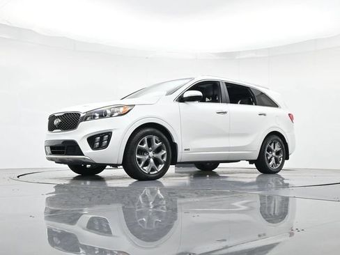 Used 2016 Kia Sorento SX w/ SXL Technology Package AWD/4WD image 38