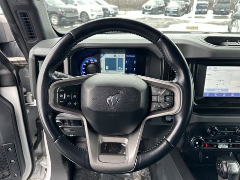 Used 2023 Ford Bronco Big Bend w/ Sasquatch Package image 20