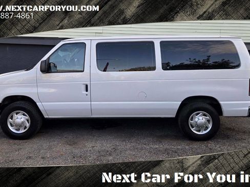 Used 2013 Ford E-250 and Econoline 250 w/ PWR Group RWD image 2