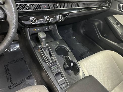 Certified 2022 Honda Civic LX image 28