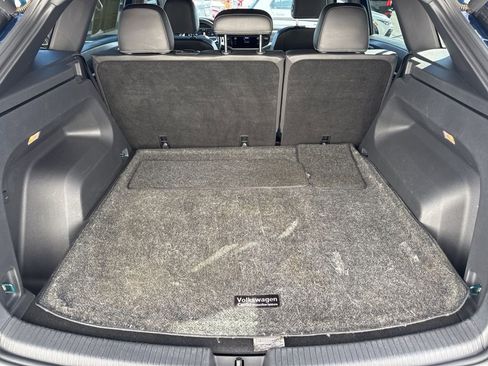 Certified 2023 Volkswagen Atlas Cross Sport SE w/ Black Wheel Package image 11