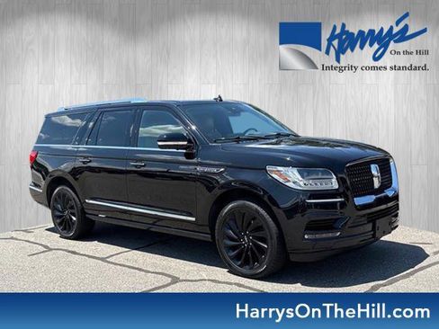 Used 2021 Lincoln Navigator L Reserve AWD/4WD image 1