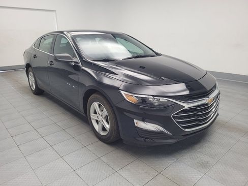 Used 2025 Chevrolet Malibu LS FWD image 13