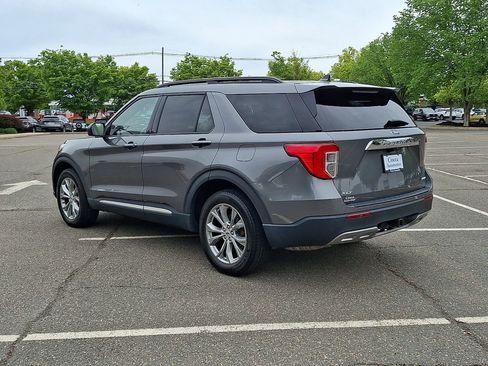 Certified 2023 Ford Explorer XLT w/ Equipment Group 202A AWD/4WD image 7
