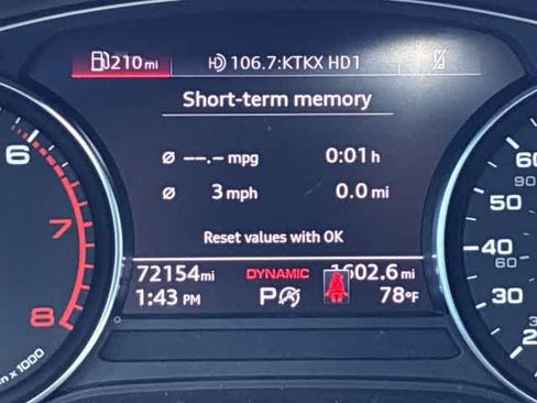 Used 2022 Audi A4 2.0T Premium w/ Convenience Package AWD/4WD image 44