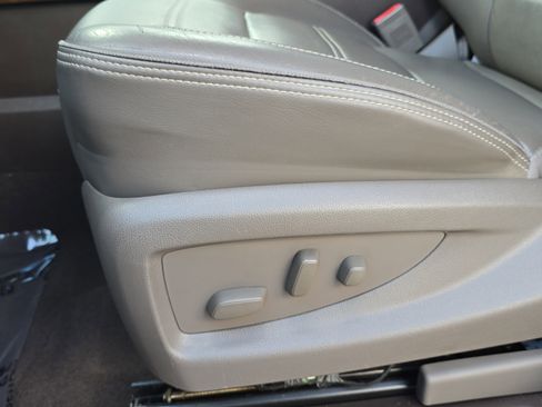 Used 2019 GMC Yukon Denali w/ Denali Ultimate Package image 22