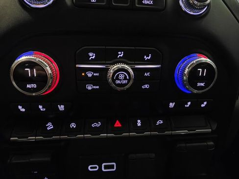 Used 2021 GMC Sierra 1500 AT4 w/ AT4 Preferred Package AWD/4WD image 50