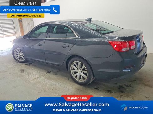 Used 2015 Chevrolet Malibu LT w/ Leather Package FWD image 3
