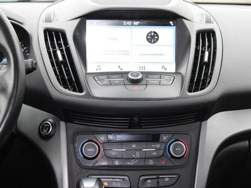 Used 2019 Ford Escape SEL image 10