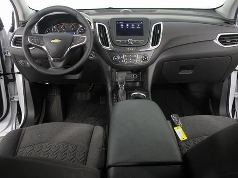 Used 2024 Chevrolet Equinox LT w/ LPO, Floor Liner Package image 10