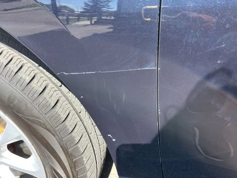 Used 2020 Chevrolet Equinox LS w/ LS Convenience Package FWD image 6