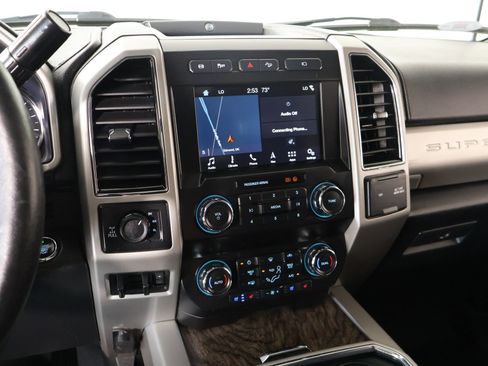 Used 2019 Ford F250 Lariat w/ Lariat Ultimate Package image 5