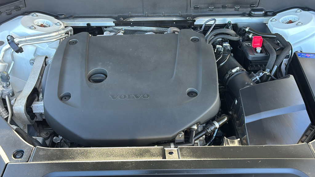 Certified 2024 Volvo XC90 B6 Plus AWD/4WD image 31