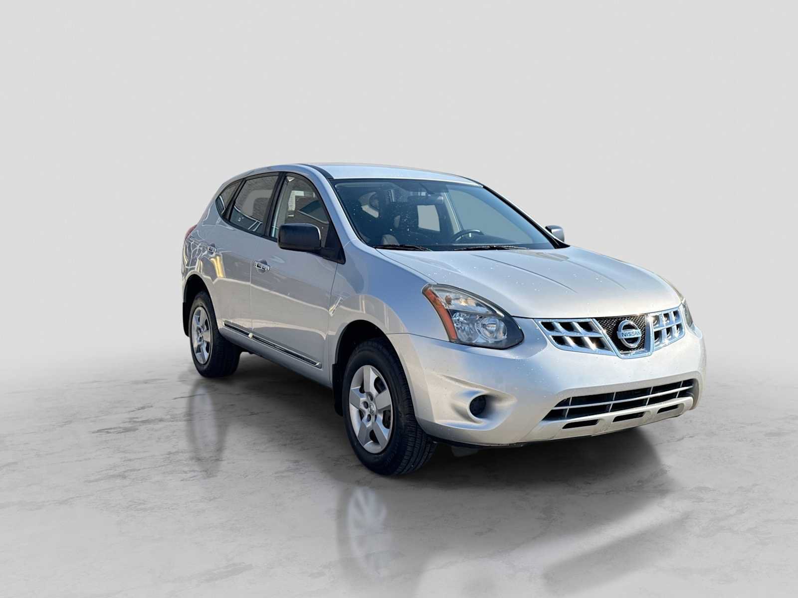 Used 2015 Nissan Rogue S FWD image 8