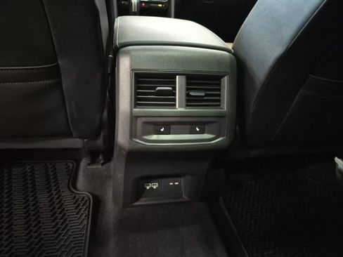 Used 2020 Volkswagen Atlas Cross Sport SEL Premium R-Line AWD/4WD image 22