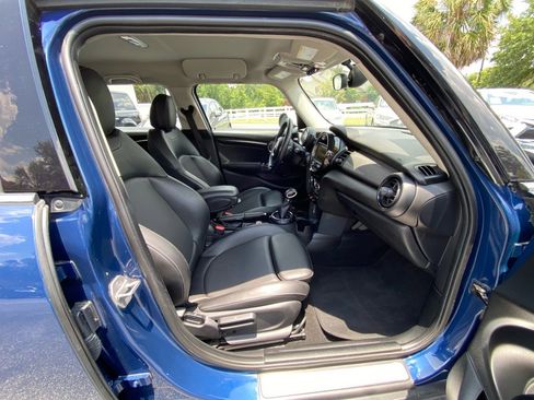 Used 2016 MINI Cooper 4-Door Hardtop image 37