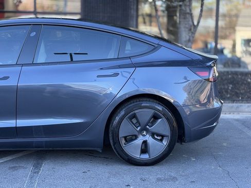 Used 2022 Tesla Model 3 Long Range image 11