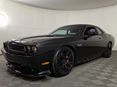 Used 2010 Dodge Challenger SRT8 w/ SRT Option Group II image 5
