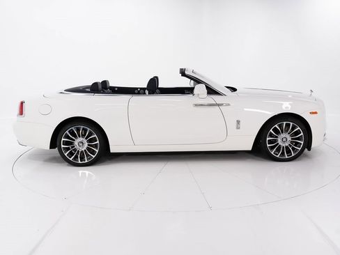 Certified 2018 Rolls-Royce Dawn image 6
