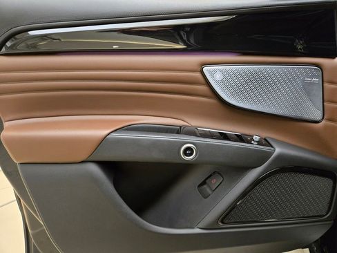 Used 2023 Maserati Grecale GT image 31